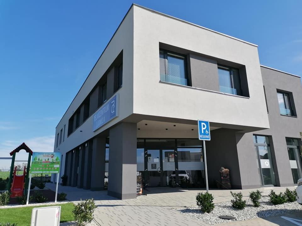 Relaxcentrum Ludmila Cabaj-Capor エクステリア 写真